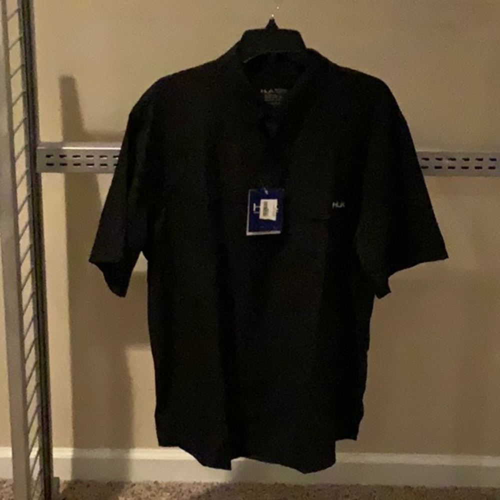 Huk Performance Fishing Gear Tide Point Solid Short Sleeve Shirt Size L Black